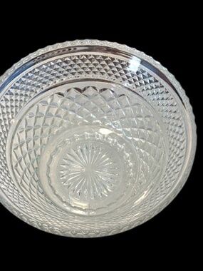 Vintage Anchor Hocking Wexford Pattern Heavy Pressed Cut Glass Serving Bowl